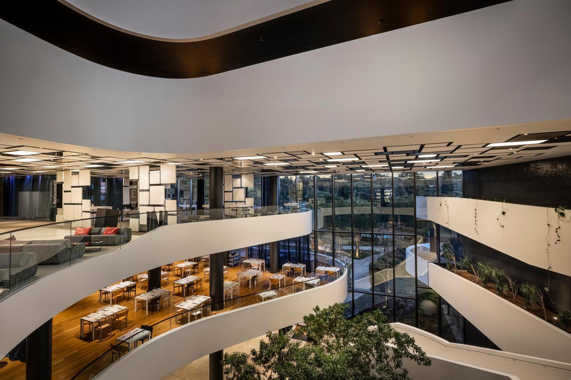 Lone Hotel By Maistra Collection Rovinj Bagian luar foto The interior of the building