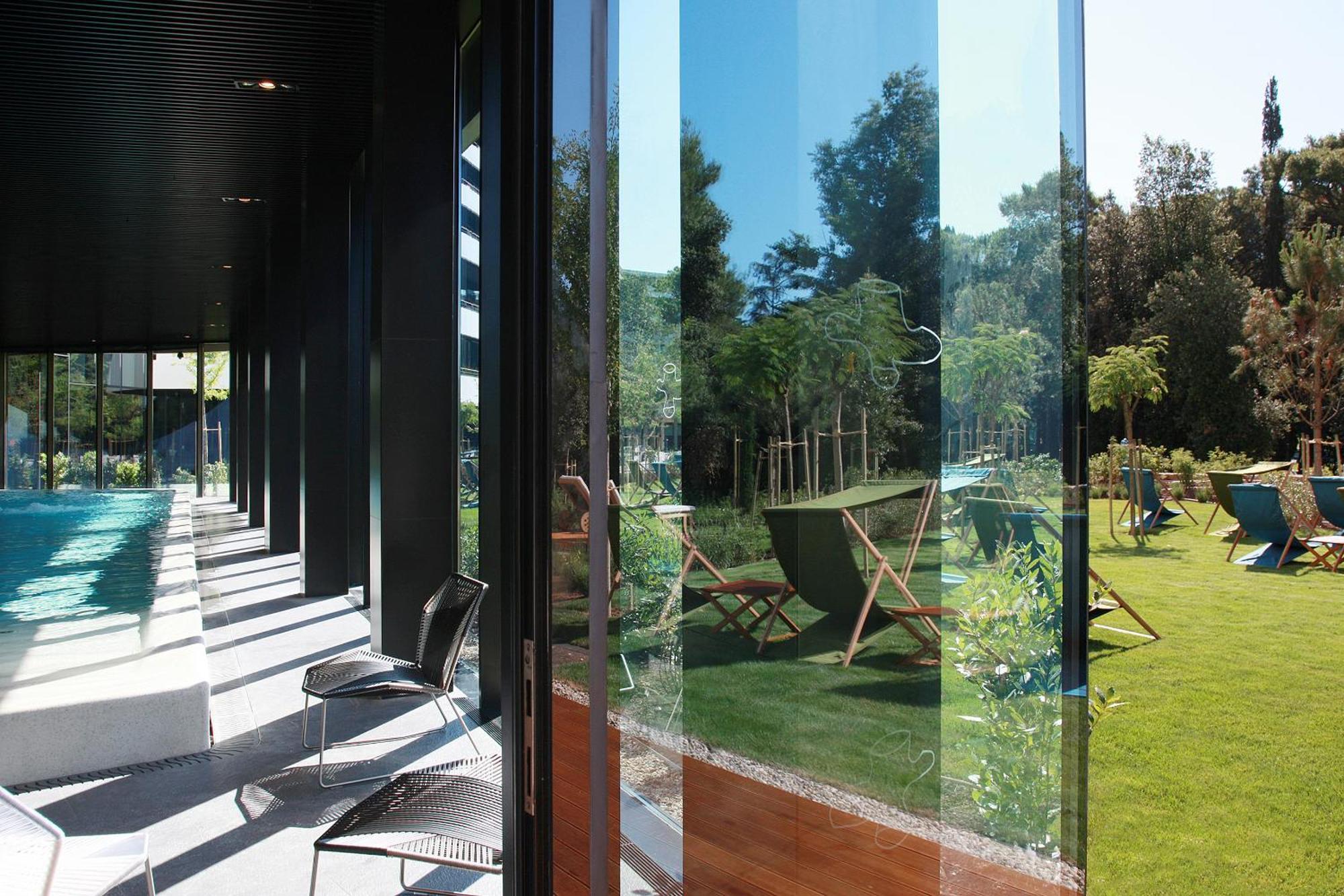 Lone Hotel By Maistra Collection Rovinj Fasilitas foto The interior of the house