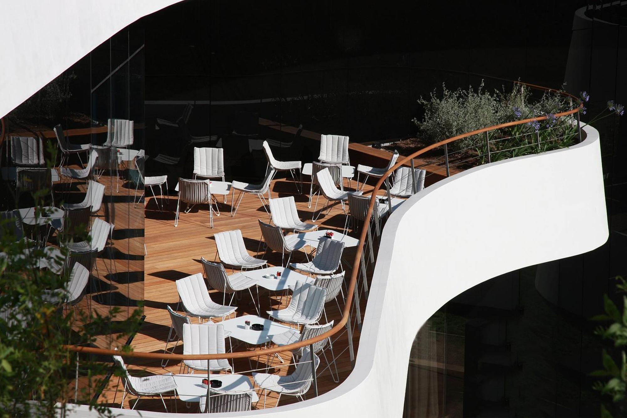 Lone Hotel By Maistra Collection Rovinj Restoran foto The deck of the ship