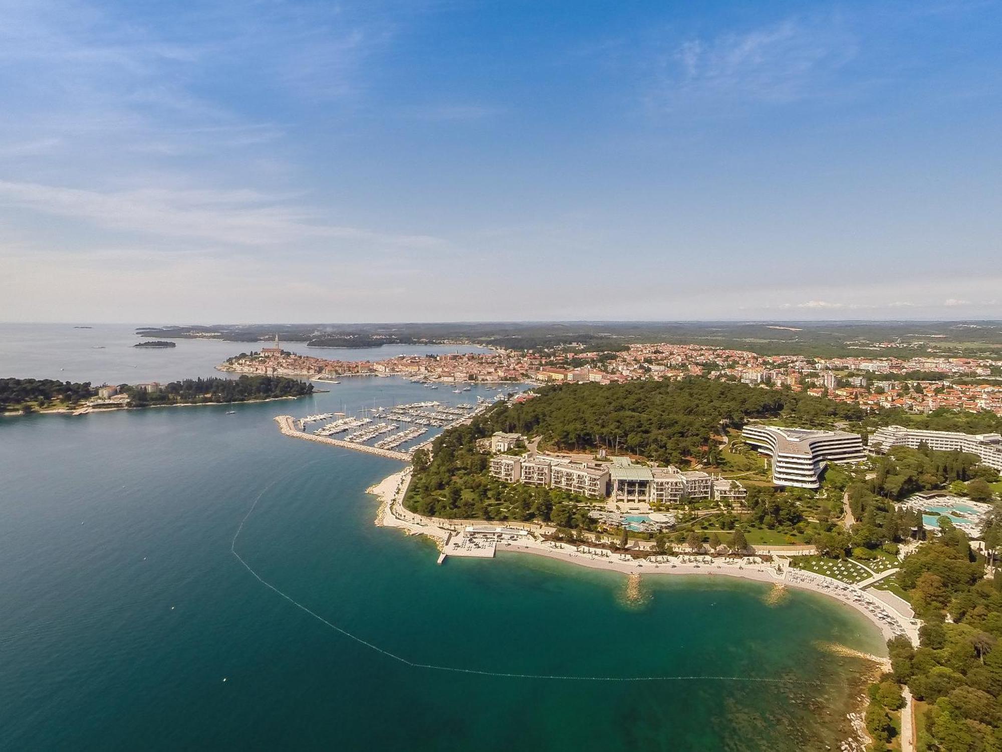 Lone Hotel By Maistra Collection Rovinj Bagian luar foto Aerial view of the town